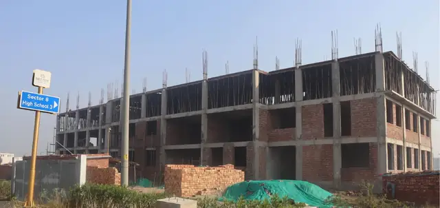 School building at MET City Sector 8